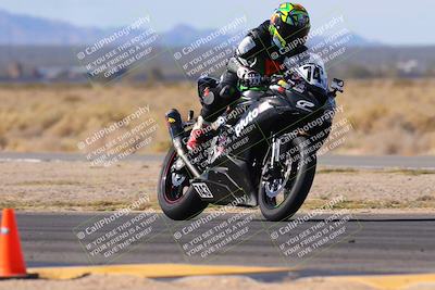 media/Dec-17-2023-CVMA (Sun) [[bf0c04832d]]/Race 3 Supersport Middleweight/